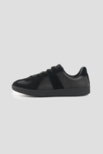Woolenmaker 2026 Gat Black (1)