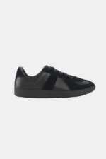 Woolenmaker 2026 Gat Black