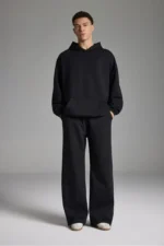 Woolenmaker Cropped Hoodie Black (4)